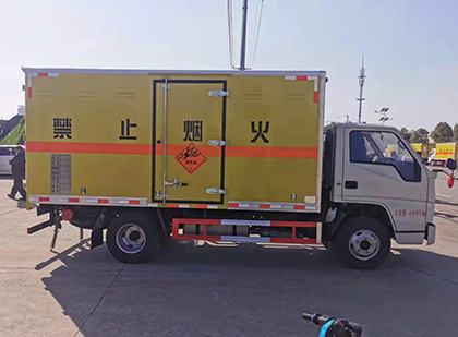 乐陵爆破器材运输车技术升级与安全合规新趋势